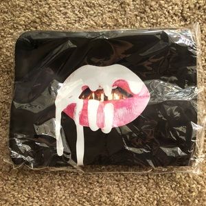 Kylie Cosmetics Make-Up Bag